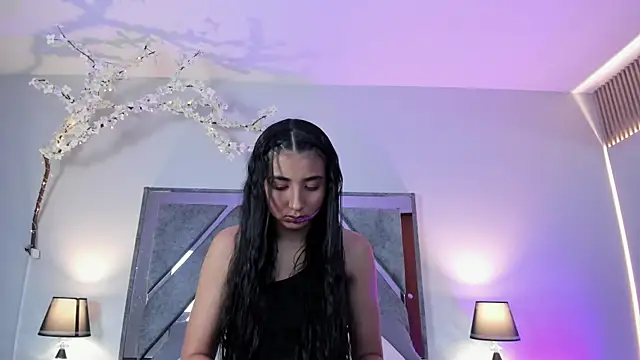 cloe taylor  25 online show from 03/03/26, 01:17