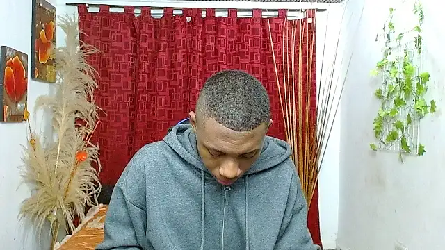 milo018 online show from 03/17/26, 08:28