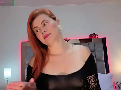 Xiomara-Suarez01 online show from 04/07/26, 02:12