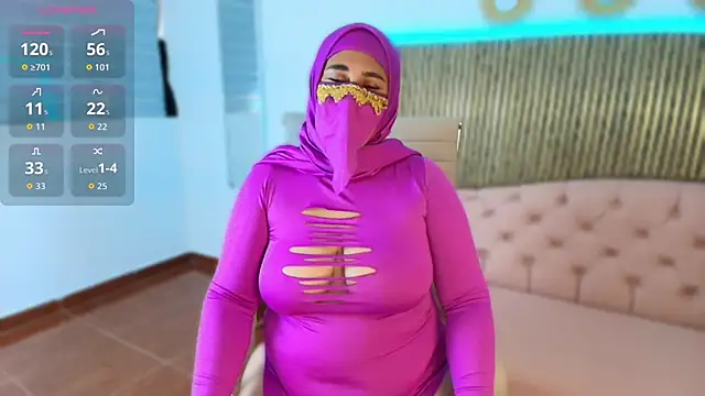 Snapshot of Nadia_Privee chatting on 02/23/26, 07:11 Nadia Privee online show from 02/23/26, 07:11