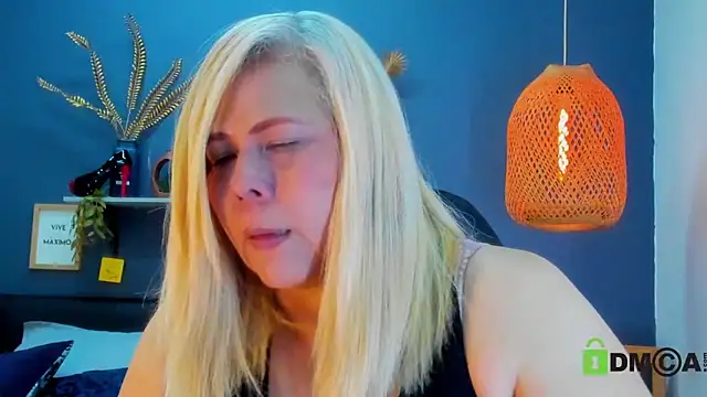 Snapshot of eva_colen50 chatting on 03/23/26, 12:42 eva colen50 online show from 03/23/26, 12:42