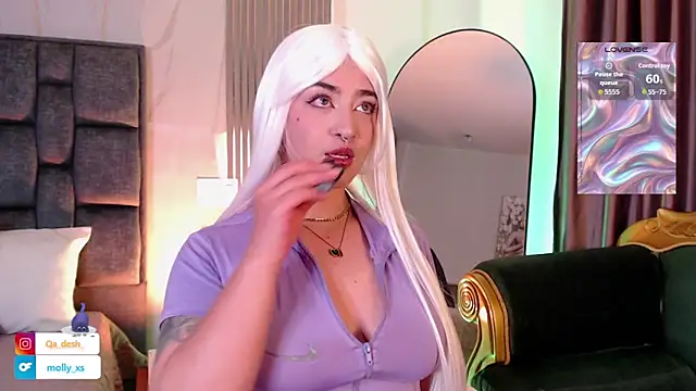 Snapshot of Molly_Fg chatting on 02/24/26, 03:59 Molly Fg online show from 02/24/26, 03:59