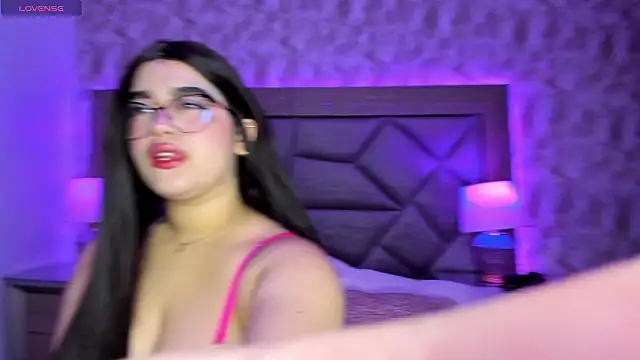 Snapshot of AnniJones chatting on 02/22/26, 02:56 AnniJones online show from 02/22/26, 02:56