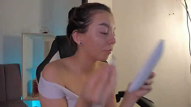 MelLove  online show from 02/19/26, 07:54