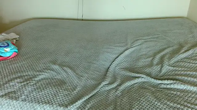 valkahot20 online show from 02/21/26, 12:50