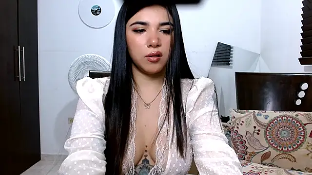 MiaDiamontLatin online show from 03/14/26, 11:43