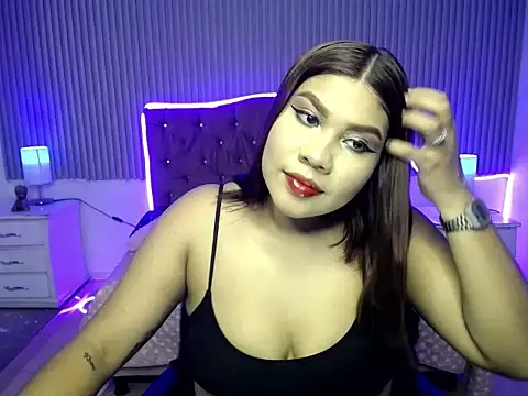 Snapshot of mariana_bigboobs2 chatting on 02/27/26, 02:22 mariana bigboobs2 online show from 02/27/26, 02:22