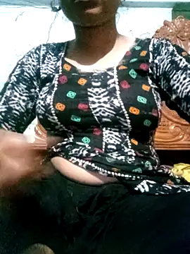 BreezySexyGirl69 online show from 04/12/26, 01:16