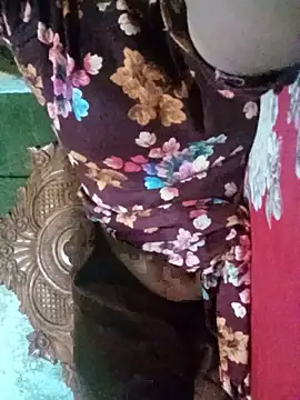BreezySexyGirl69 online show from 06/06/26, 01:38
