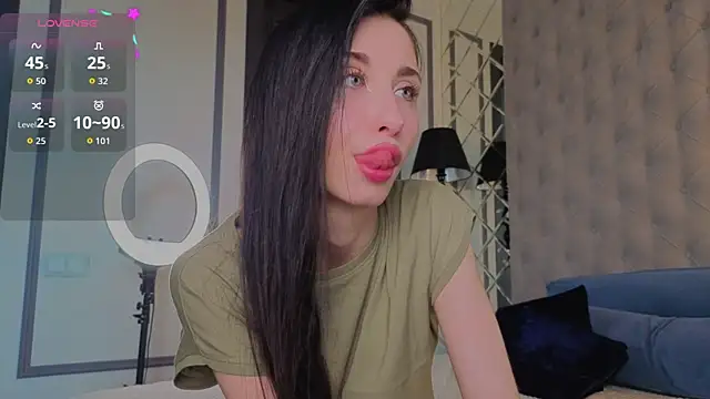 MiguelinaRasmuson online show from 05/10/26, 11:15