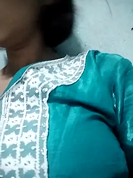 M Lisha online show from 04/17/26, 03:37