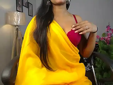 Snapshot of God_crush9 chatting on 02/26/26, 05:06 God crush9 online show from 02/26/26, 05:06