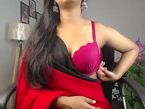 Snapshot of God_crush9 chatting on 02/28/26, 05:19 God crush9 online show from 02/28/26, 05:19