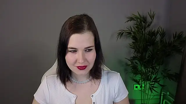 Snapshot of alian_legs chatting on 02/23/26, 01:14 alian legs online show from 02/23/26, 01:14