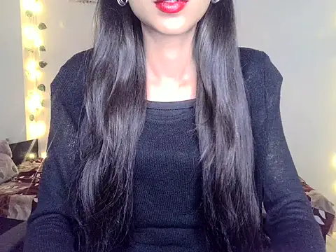 Snapshot of SIKSHA_SINGH chatting on 04/10/26, 05:17 SIKSHA SINGH online show from 04/10/26, 05:17