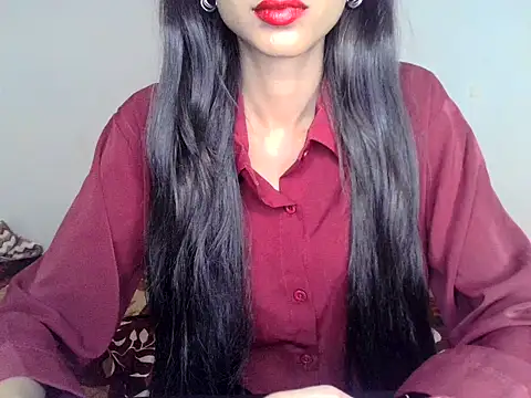 Snapshot of SIKSHA_SINGH chatting on 04/12/26, 04:45 SIKSHA SINGH online show from 04/12/26, 04:45