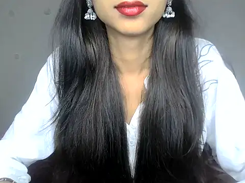 Snapshot of SIKSHA_SINGH chatting on 05/06/26, 07:41 SIKSHA SINGH online show from 05/06/26, 07:41