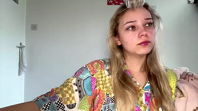 SourMidday online show from 04/10/26, 07:02