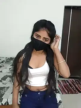 Snapshot of crazy_bebs chatting on 02/25/26, 10:52 crazy bebs online show from 02/25/26, 10:52