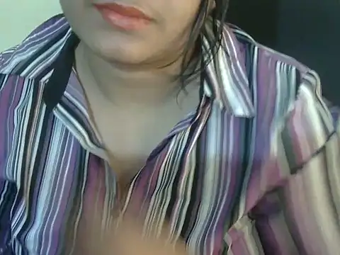 Snapshot of Aniya_Hazel chatting on 03/03/26, 11:32 Aniya Hazel online show from 03/03/26, 11:32