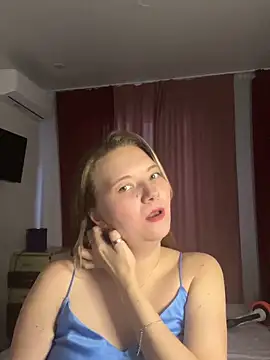 DistrictGirl online show from 03/24/26, 03:17