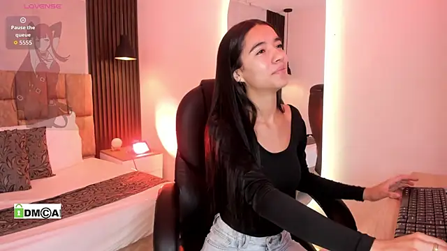 jasmin adams online show from 04/12/26, 10:42