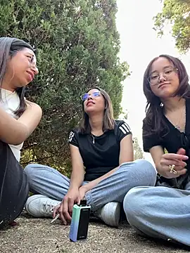 Snapshot of mila699_ chatting on 03/03/26, 08:04 mila699 online show from 03/03/26, 08:04