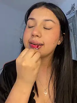 Snapshot of scarleth_marquezz chatting on 05/17/26, 03:15 scarleth marquezz online show from 05/17/26, 03:15