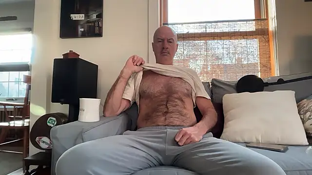 Guy  Grey online show from 04/11/26, 10:41