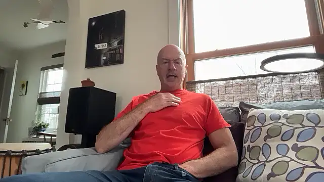 Snapshot of Guy__Grey chatting on 04/23/26, 12:29 Guy Grey online show from 04/23/26, 12:29