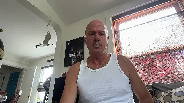Snapshot of Guy__Grey chatting on 06/02/26, 01:35 Guy Grey online show from 06/02/26, 01:35