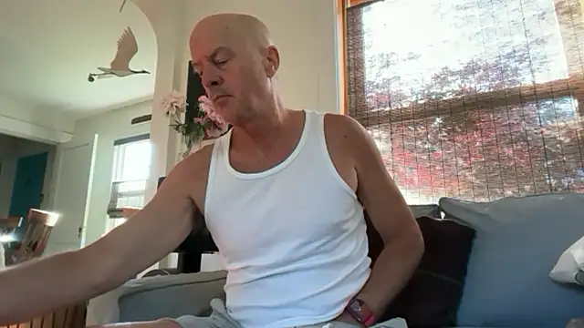Snapshot of Guy__Grey chatting on 06/17/26, 11:23 Guy Grey online show from 06/17/26, 11:23