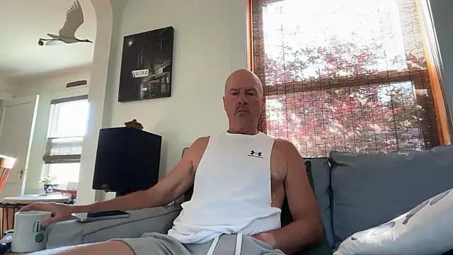 Snapshot of Guy__Grey chatting on 07/11/26, 12:19 Guy Grey online show from 07/11/26, 12:19