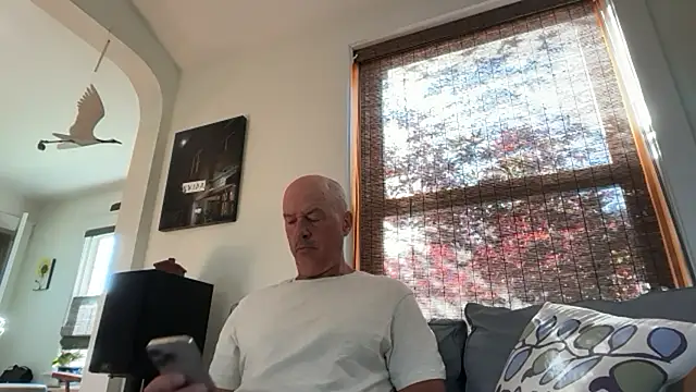 Snapshot of Guy__Grey chatting on 07/17/26, 11:39 Guy Grey online show from 07/17/26, 11:39