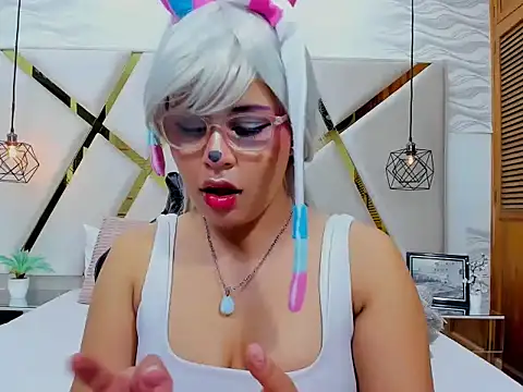 Snapshot of BellaSnowbunny chatting on 02/21/26, 08:10 BellaSnowbunny online show from 02/21/26, 08:10