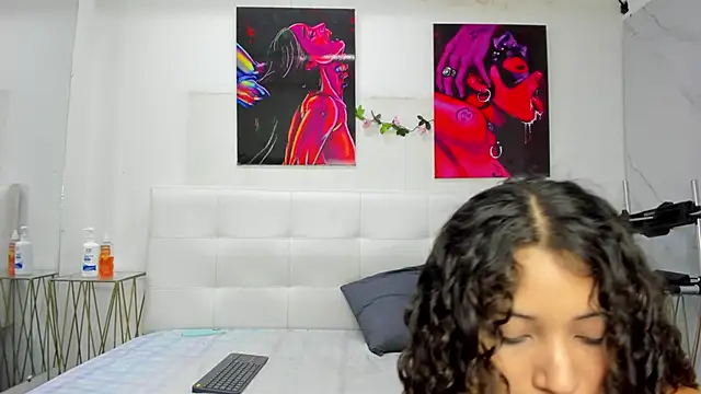 ahsly78Bryan online show from 03/06/26, 09:44