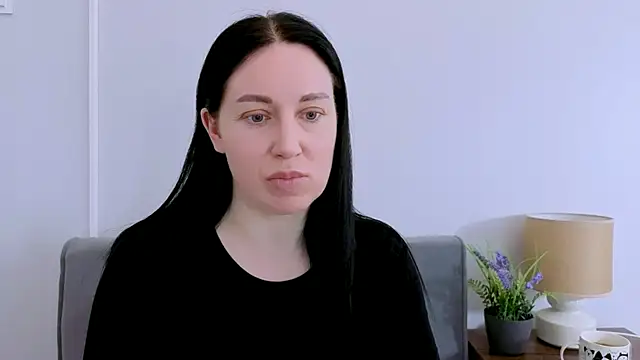 MiaFair online show from 04/08/26, 03:23