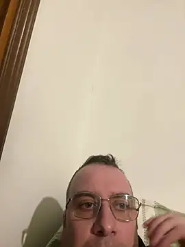 Snapshot of cristian_anal88 chatting on 02/28/26, 05:47 cristian anal88 online show from 02/28/26, 05:47