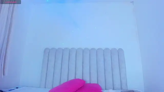 MiaFoox   online show from 03/20/26, 09:08