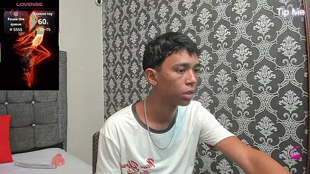 Little Twink19x online show from 03/20/26, 07:19