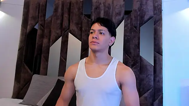 Snapshot of TonyPetrovjs chatting on 02/21/26, 04:24 TonyPetrovjs online show from 02/21/26, 04:24