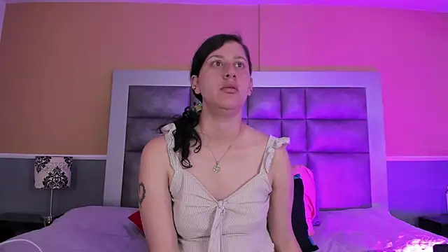 LunaDamasco online show from 03/27/26, 07:13