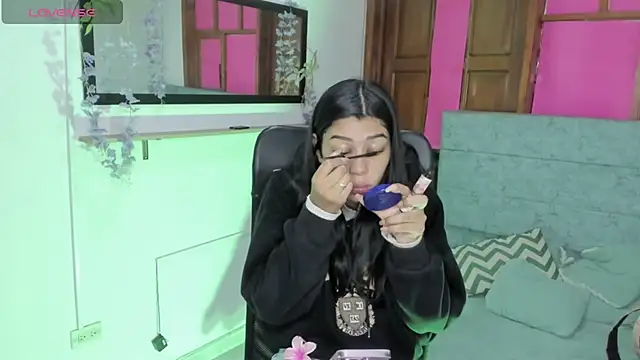 Aysha winxs online show from 05/27/26, 03:25