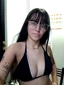 Snapshot of sara_cute_so chatting on 02/24/26, 02:53 sara cute so online show from 02/24/26, 02:53