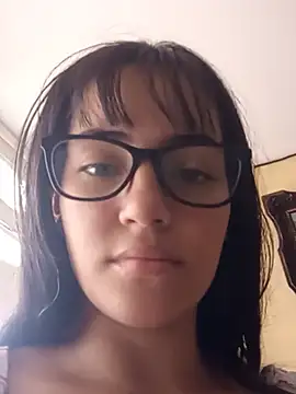 Snapshot of sara_cute_so chatting on 06/05/26, 04:02 sara cute so online show from 06/05/26, 04:02