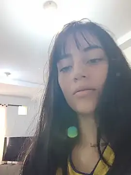 Snapshot of sara_cute_so chatting on 06/22/26, 05:43 sara cute so online show from 06/22/26, 05:43