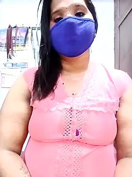Tamil Romantic queen online show from 03/22/26, 06:11