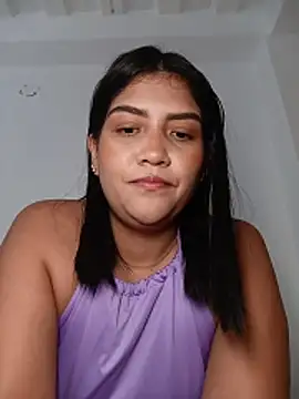Snapshot of EmiliaVincenzo chatting on 03/07/26, 03:20 EmiliaVincenzo online show from 03/07/26, 03:20