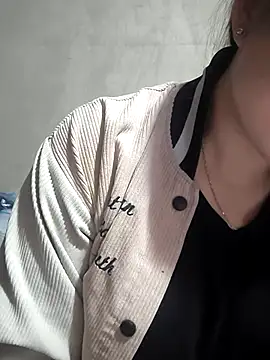 Snapshot of MayEva_ly chatting on 02/23/26, 01:47 MayEva ly online show from 02/23/26, 01:47