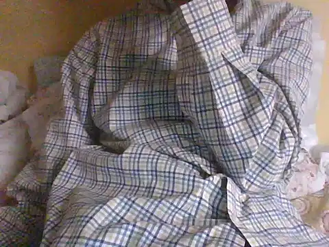 Snapshot of sub_slave_indi chatting on 01/15/25, 10:38 sub slave indi online show from 01/15/25, 10:38